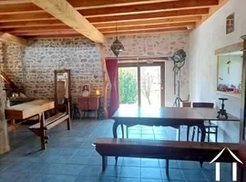 Authentiek stenen huis  te koop lachaux, auvergne, AP030071089 Afbeelding - 3