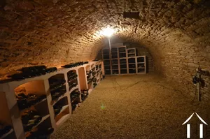 Vaulted cellar 1 of 3