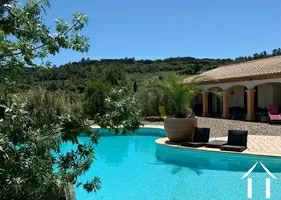 Bezit 1 hectare ++ te koop st chinian, languedoc-roussillon, 11-2490 Afbeelding - 2