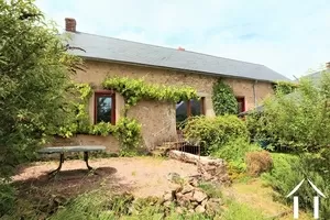 Woonboerderij te koop ouroux en morvan, bourgogne, CvH5539m Afbeelding - 1