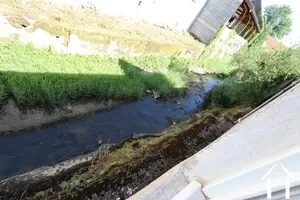 De rivier gezien vanuit de 2 kleine slaapkamers
