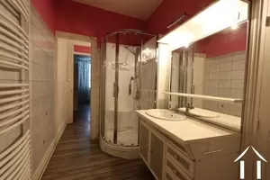 Bovenste badkamer