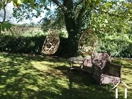 Hangende tuinstoelen