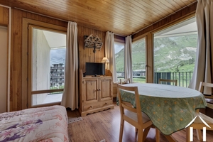 1-bedroom apartment ski-in/ ski-out in a residence completely renovated in 2022 tignes Ref # C3071 