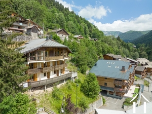 chalet 7 slaapkamers - naast de skilift van nyon morzine Ref # C4280 