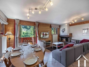 Appartement met 3 slaapkamers op 170 meter van de skipiste - meribel village Ref # C5562 