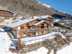 Exceptional 5 bedroom chalet - panoramic view  Ref # C6002 