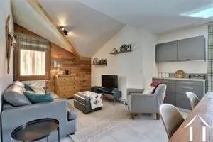 Appartement met 2 slaapkamers - dicht bij het centrum Ref # C6388 
