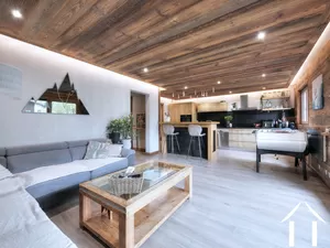 Appartement met 3 slaapkamers - dorpscentrum Ref # C6418 