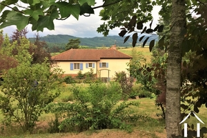 Charmant familiehuis met grote tuin en prachtig uitzicht Ref # JP5420S 