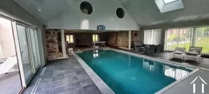 Karaktervol comfortabel huis met binnenzwembad, 295m2 Ref # DF5472C 
