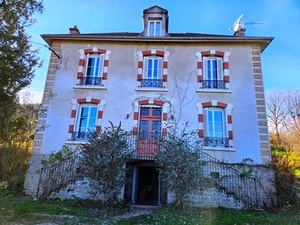 Charmante Maison de Maitre met gite Ref # RT5566P 