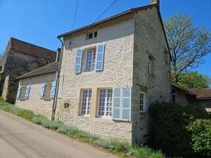 Charmante Karakterhuis aan de Bron van de Seine Ref # RT5594P 