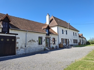 Oude boerderij volledig gerenoveerd Ref # 5583 