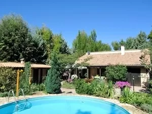 Villa met zwembad en uitzicht nabij Orb en natuur Ref # 11-2520 