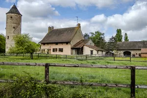 <fr>Ancienne Ferme Fortifiée</fr> Ref # BH5614B 