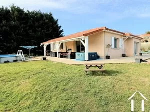 Villa, 3 bedrooms, 2015m² of land and covered garage Ref # LC5108 