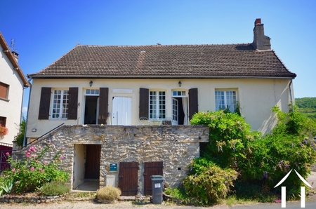 Dorpshuis te koop paris l hopital, bourgogne, BH5182V Afbeelding - 1