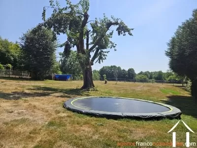 Woonhuis te koop chalus, auvergne, Li1010 Afbeelding - 41