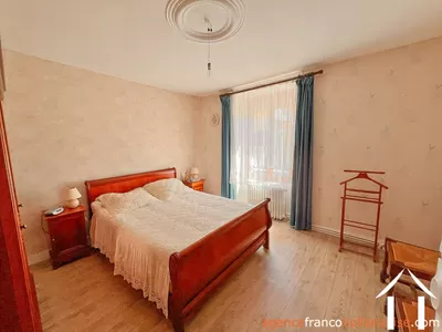 Dorpshuis te koop chateauneuf la foret, limousin, Li1043 Afbeelding - 13