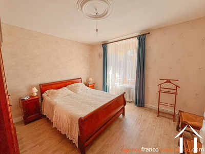 Dorpshuis te koop chateauneuf la foret, limousin, Li1045 Afbeelding - 13