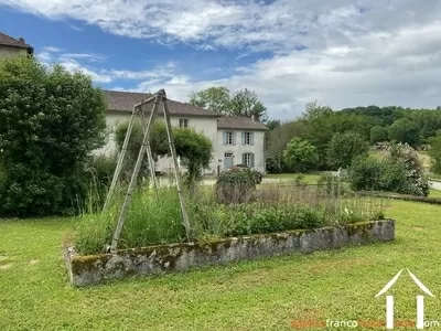 Huis met gastverblijf te koop rochechouart, limousin, Li1054 Afbeelding - 1
