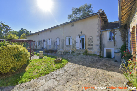 Huis met gastverblijf te koop st germain les belles, limousin, Li1075 Afbeelding - 3
