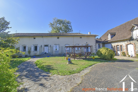 Huis met gastverblijf te koop st germain les belles, limousin, Li1075 Afbeelding - 31