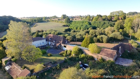 Huis met gastverblijf te koop st germain les belles, limousin, Li1075 Afbeelding - 7