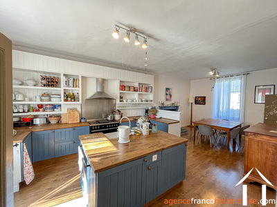 Dorpshuis te koop , Li1081 Afbeelding - 4
