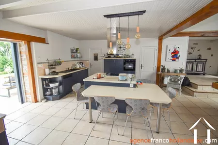 Woonhuis te koop chateauneuf la foret, limousin, Li990 Afbeelding - 9