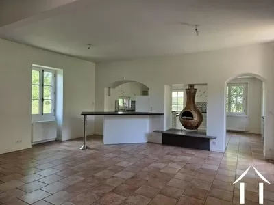 Woonhuis te koop ainay le chateau, auvergne, AP030071108 Afbeelding - 3