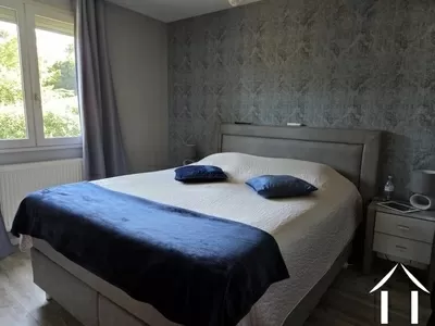 Dorpshuis te koop creuzier le vieux, auvergne, AP030071119 Afbeelding - 7