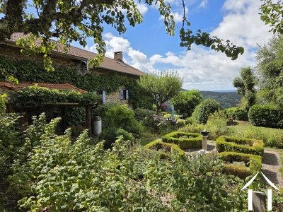 Authentiek stenen huis  te koop valcivieres, auvergne, AP030071137 Afbeelding - 13