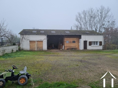 Woonhuis te koop lurcy levis, auvergne, AP030071139 Afbeelding - 9