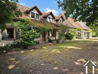 Woonboerderij te koop st caprais, auvergne, AP030071185 Afbeelding - 1