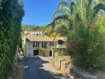 Authentiek stenen huis  te koop fos, zuid-frankrijk-pyreneeën, EG11-2508 Afbeelding - 2