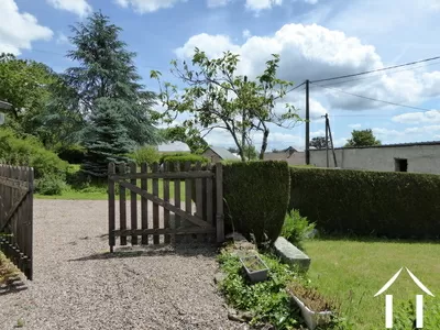 Authentiek stenen huis  te koop ouroux en morvan, bourgogne, MW5231L Afbeelding - 21