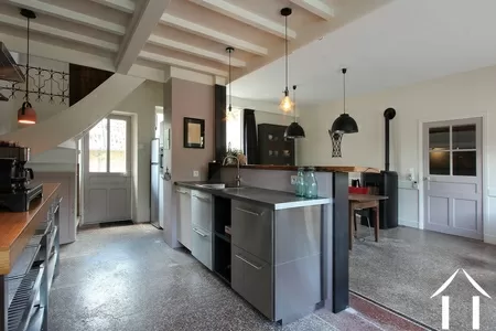 Dorpshuis te koop poil, bourgogne, RP5247M Afbeelding - 8