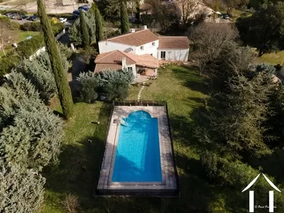 Villa in bevoorrechte omgeving ten noorden van Montpellier  Ref # 08-0163