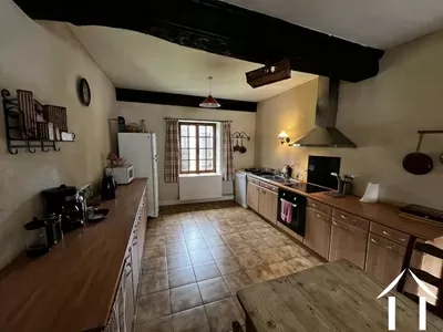 cuisine equipe et meuble