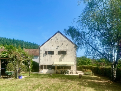 De zuidwestelijke topgevel van het huis