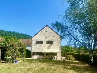 De zuidwestelijke topgevel van het huis
