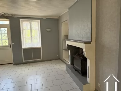 Open haard in de woonkamer vooraan