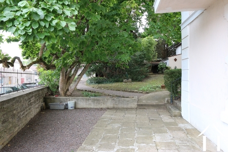 Terras voor het huis