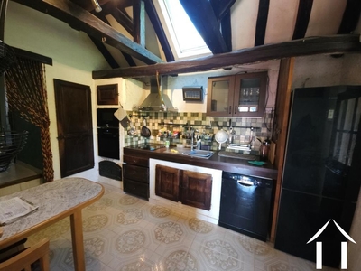 Karakterkeuken met nieuwe apparaten