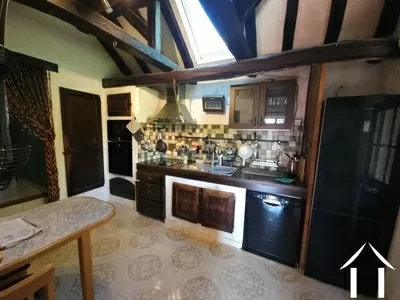 Karakterkeuken met nieuwe apparaten