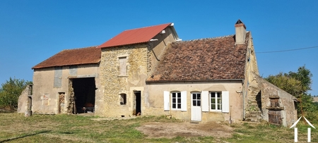 Woonhuis te koop corbigny, bourgogne, cvh5643 Afbeelding - 1
