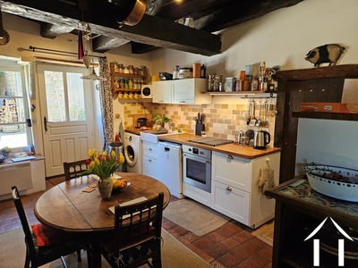 Directe toegang tot de binnenplaats vanuit de keuken