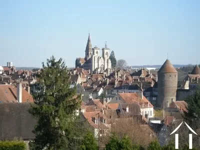 De stad Semur en Auxois